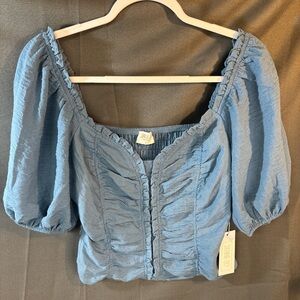 Sienna sky, blue gauze, puff sleeve crop top size large new with tags